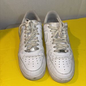 Nike Air Force 1 '07 Low CW2288-111 Triple White Men's Athletic Sneaker 8.5